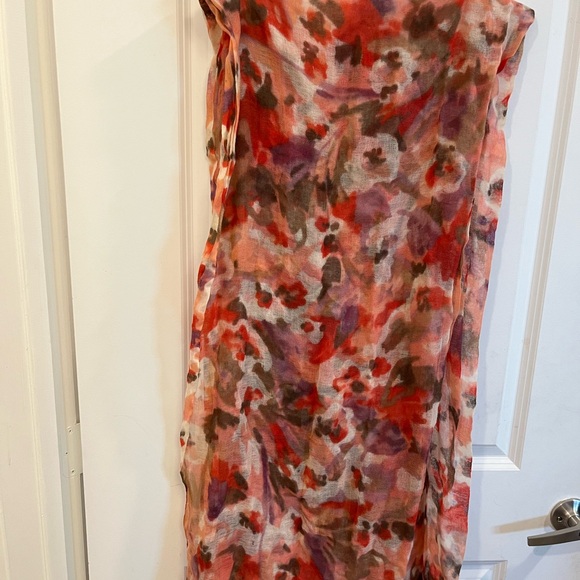 LOFT Accessories - LOFT Red and Purple Floral Scarf
